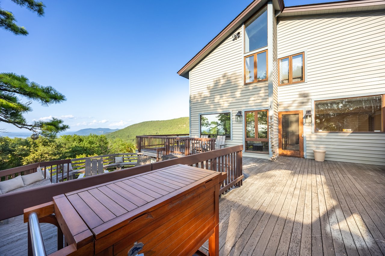 12 Mountain Brook Road