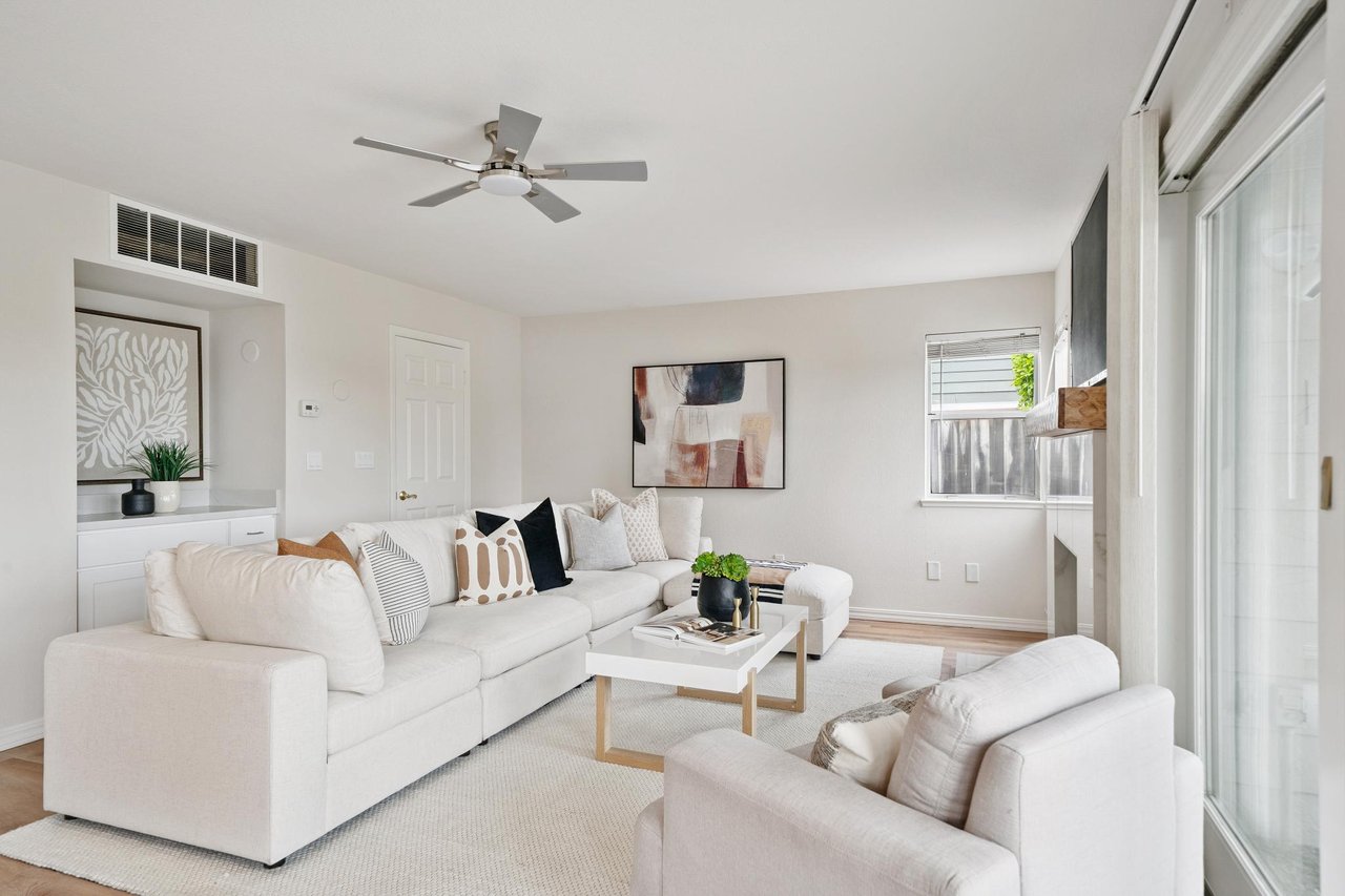 5075 Monaco Dr.