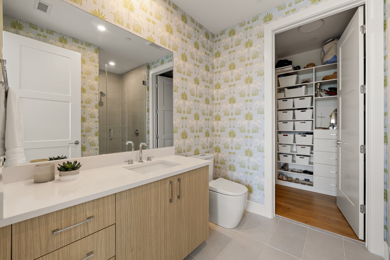 2425 Peachtree Road NE Unit 1406