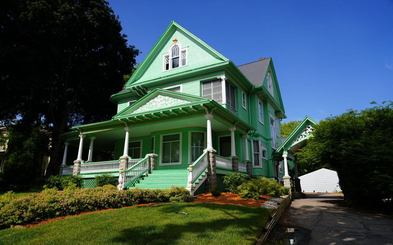 Cottage Grove