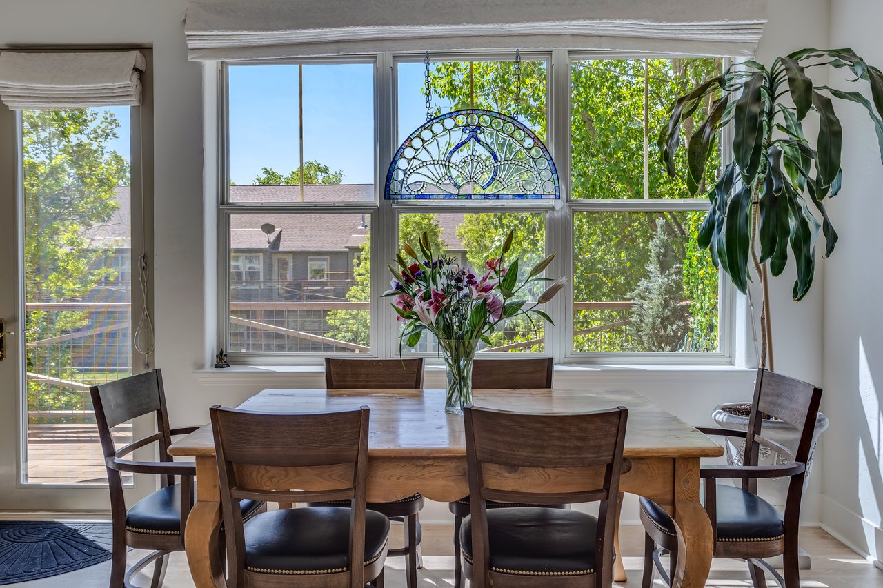 Luxury Living in the Heart of Willits