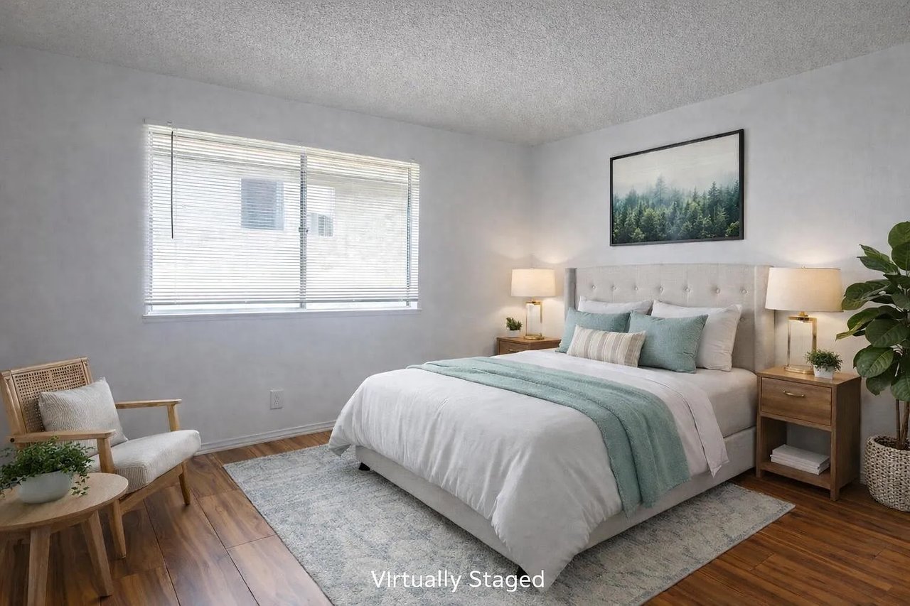 5935 Hickory St APT 3