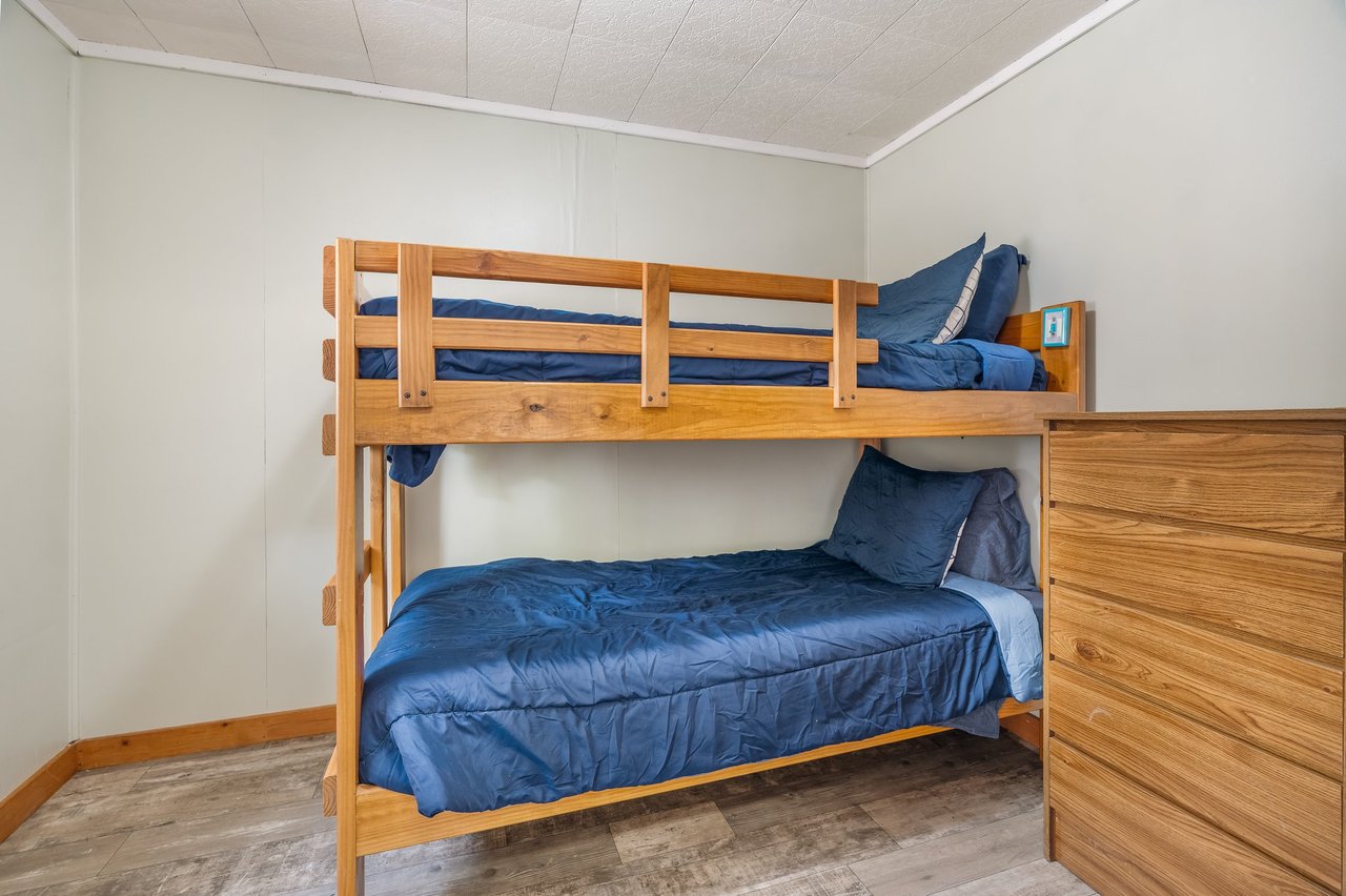 76 Cottage Shore Drive Holden, ME 04429-7003