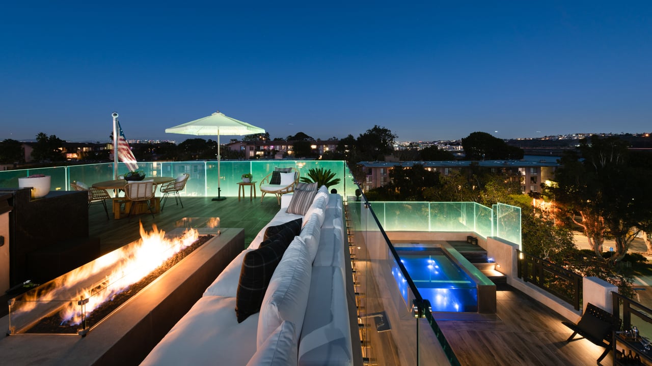 145 Channel Pointe Mall