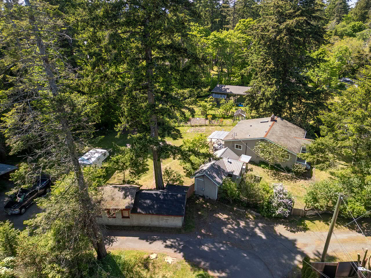 1143 Denny Rd