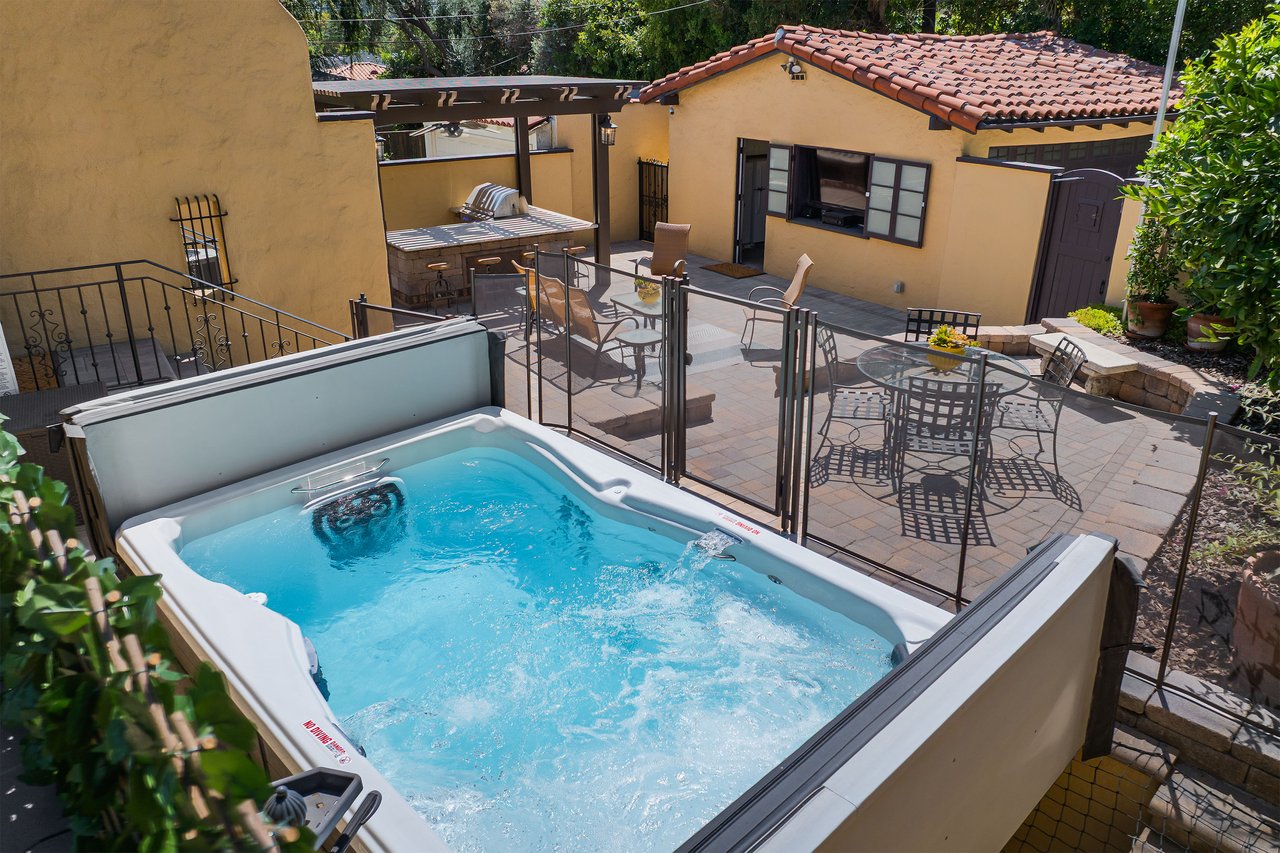 516 E Stocker Street