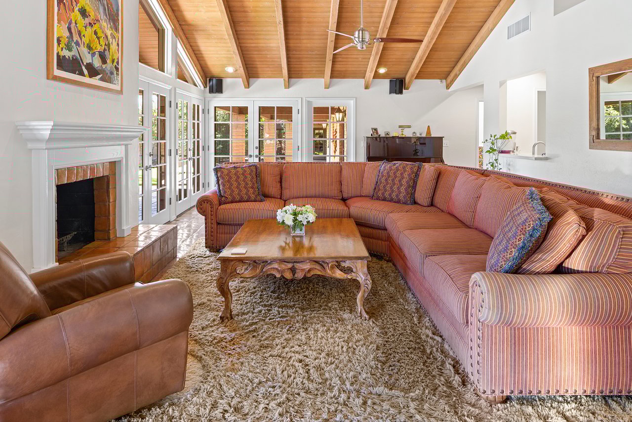 5401 E MARIPOSA Street