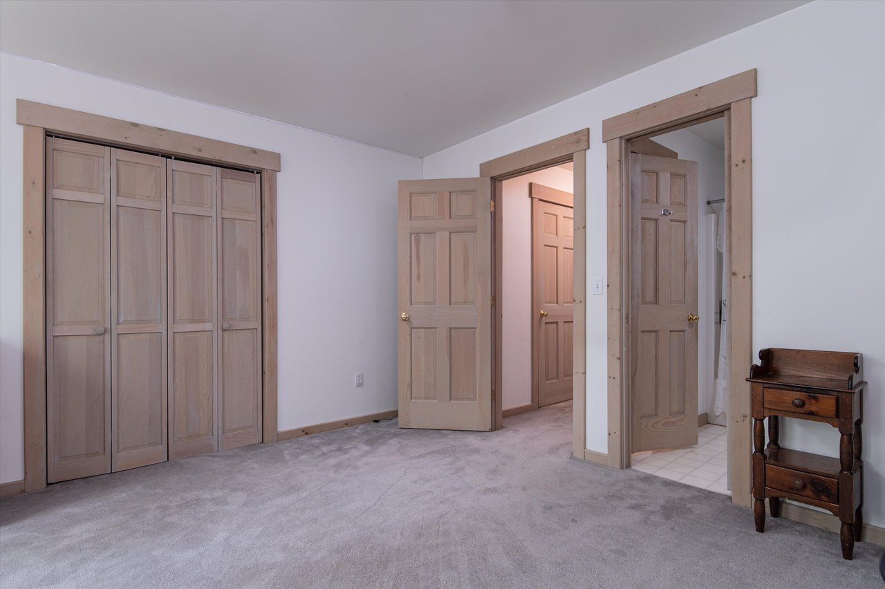 7 Carpenters Point Rd