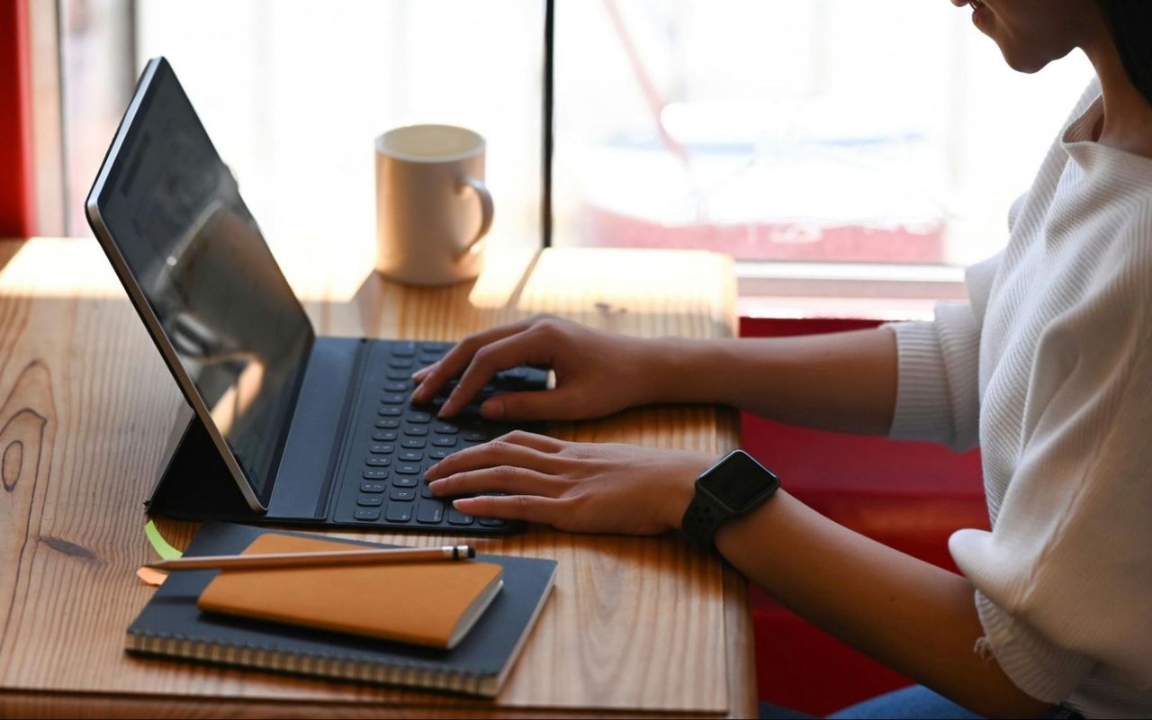 8 Essential Home Office Design Tips