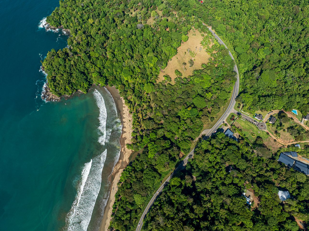 Elegant Tropical Villa Steps from Playa Hermosa – Gated Community