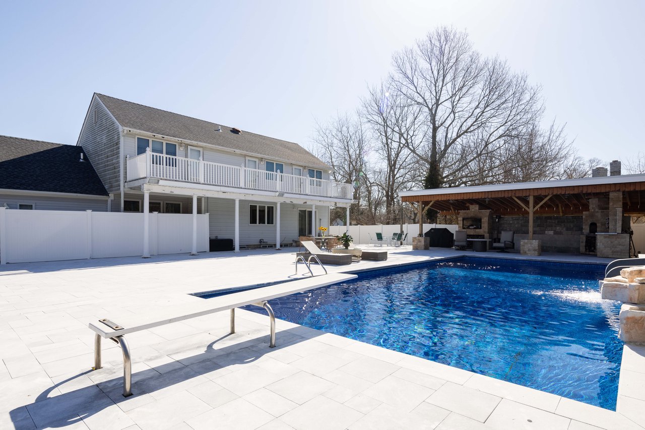 Southold North Fork Investor's Dream