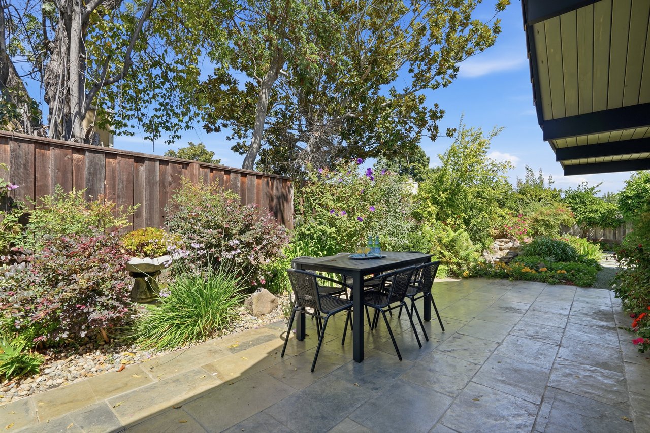 387 Vasquez AVE