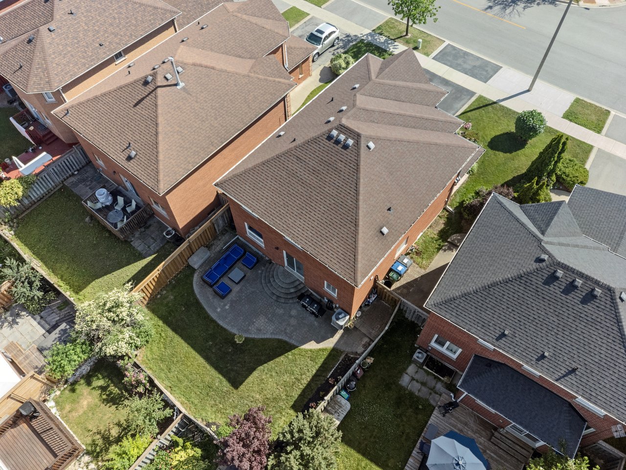 6837 Lisgar Drive