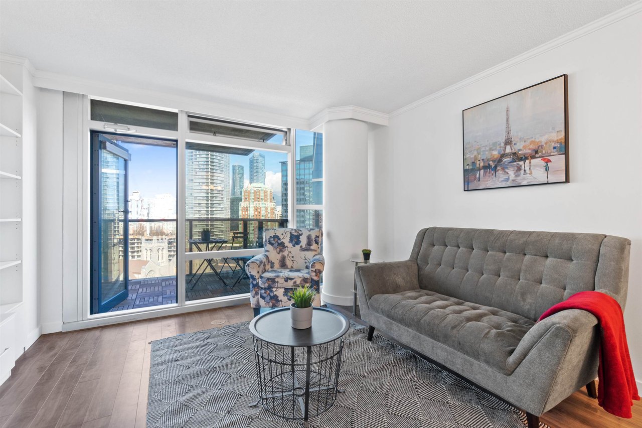 1050 Burrard St, #1807