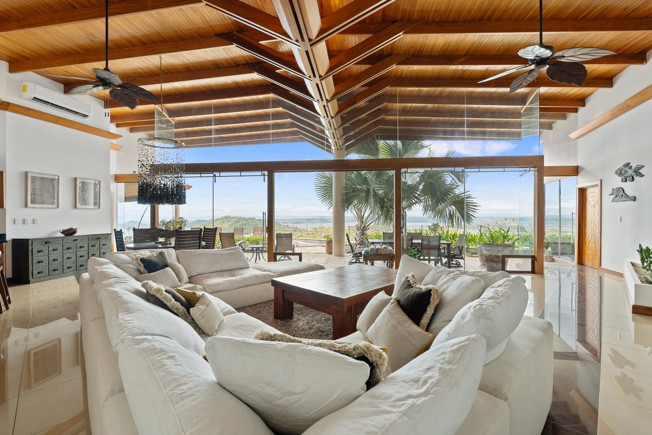 Villa Dos Playas | The Most Epic Ocean Views Along the Coast!