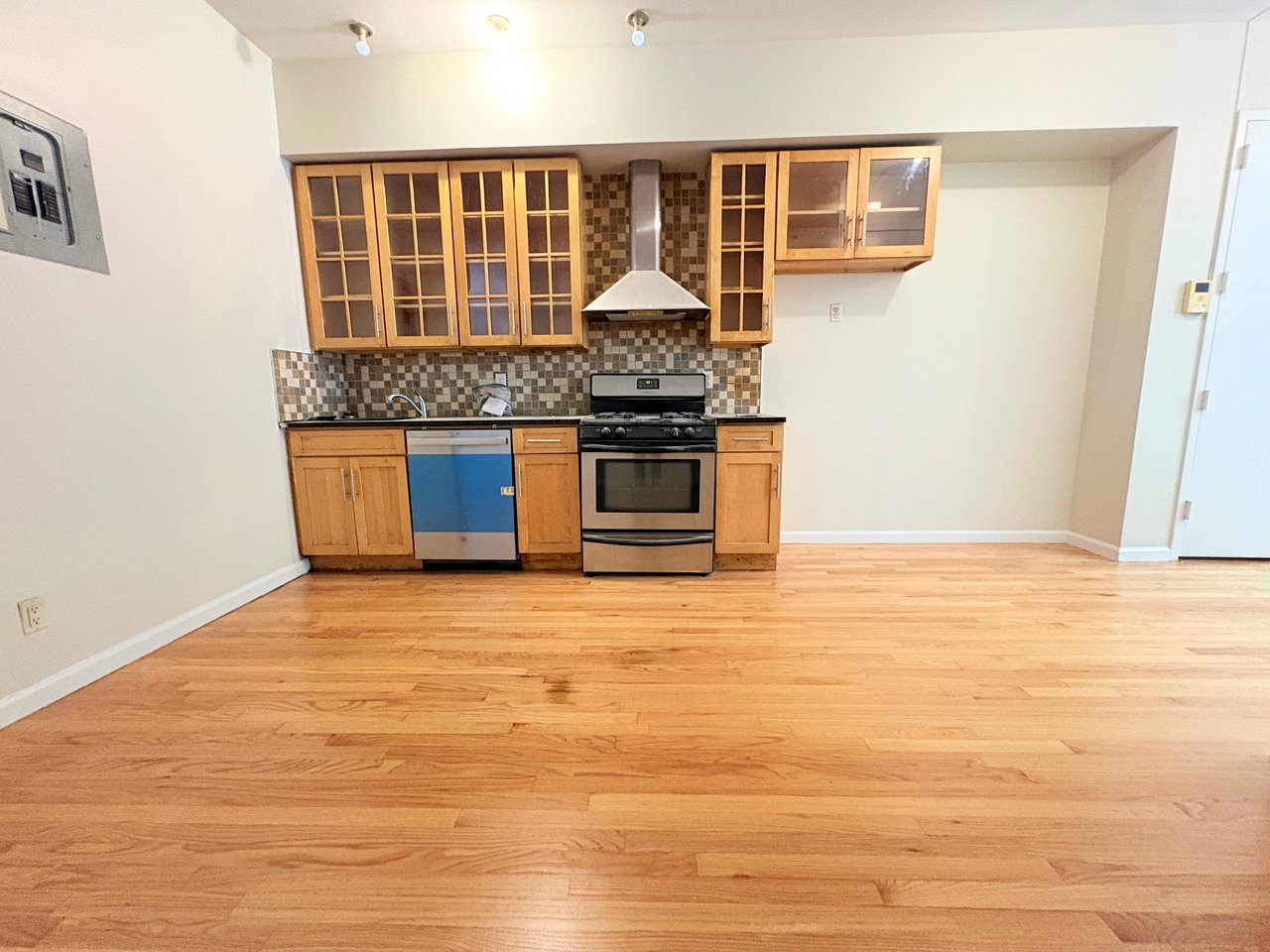 18 Goodwin Place 1A