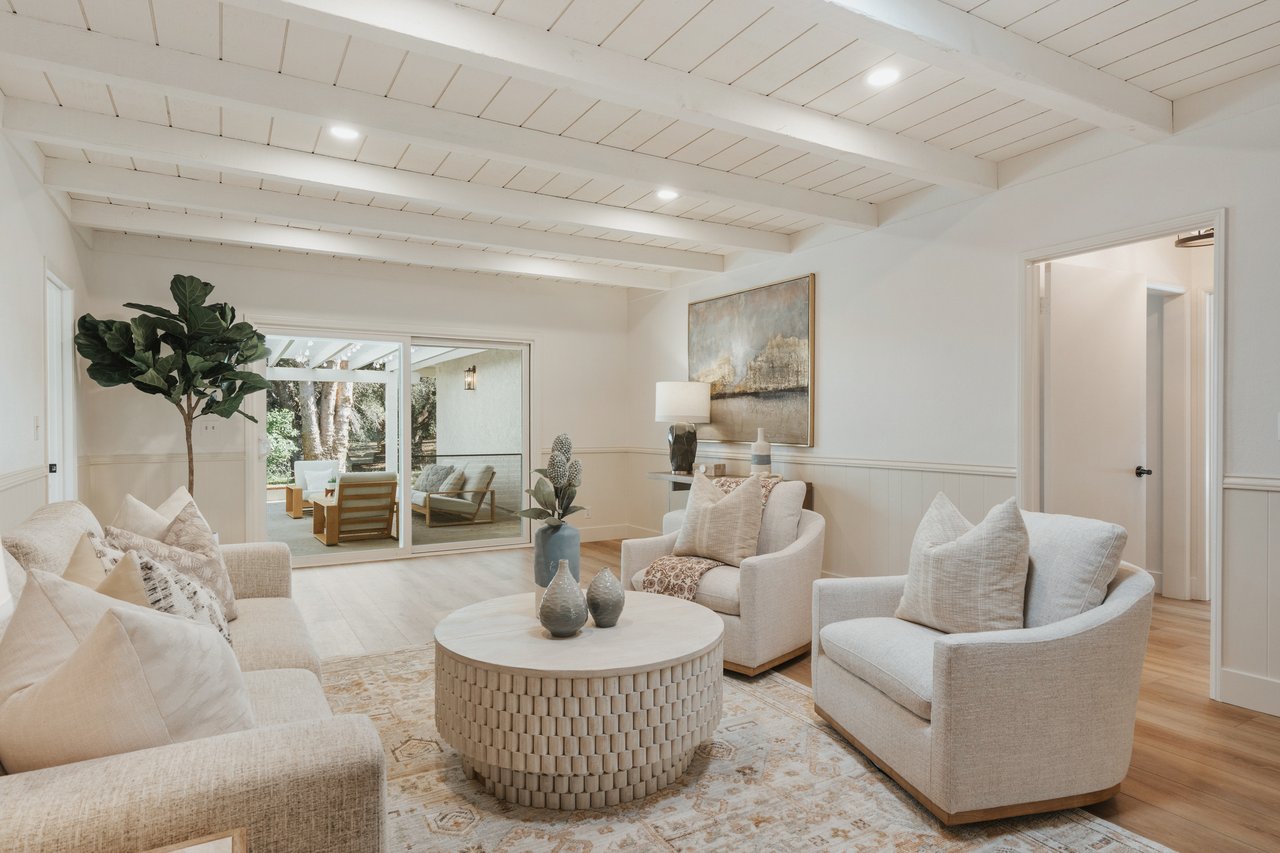 7817 E. Sandberg Lane