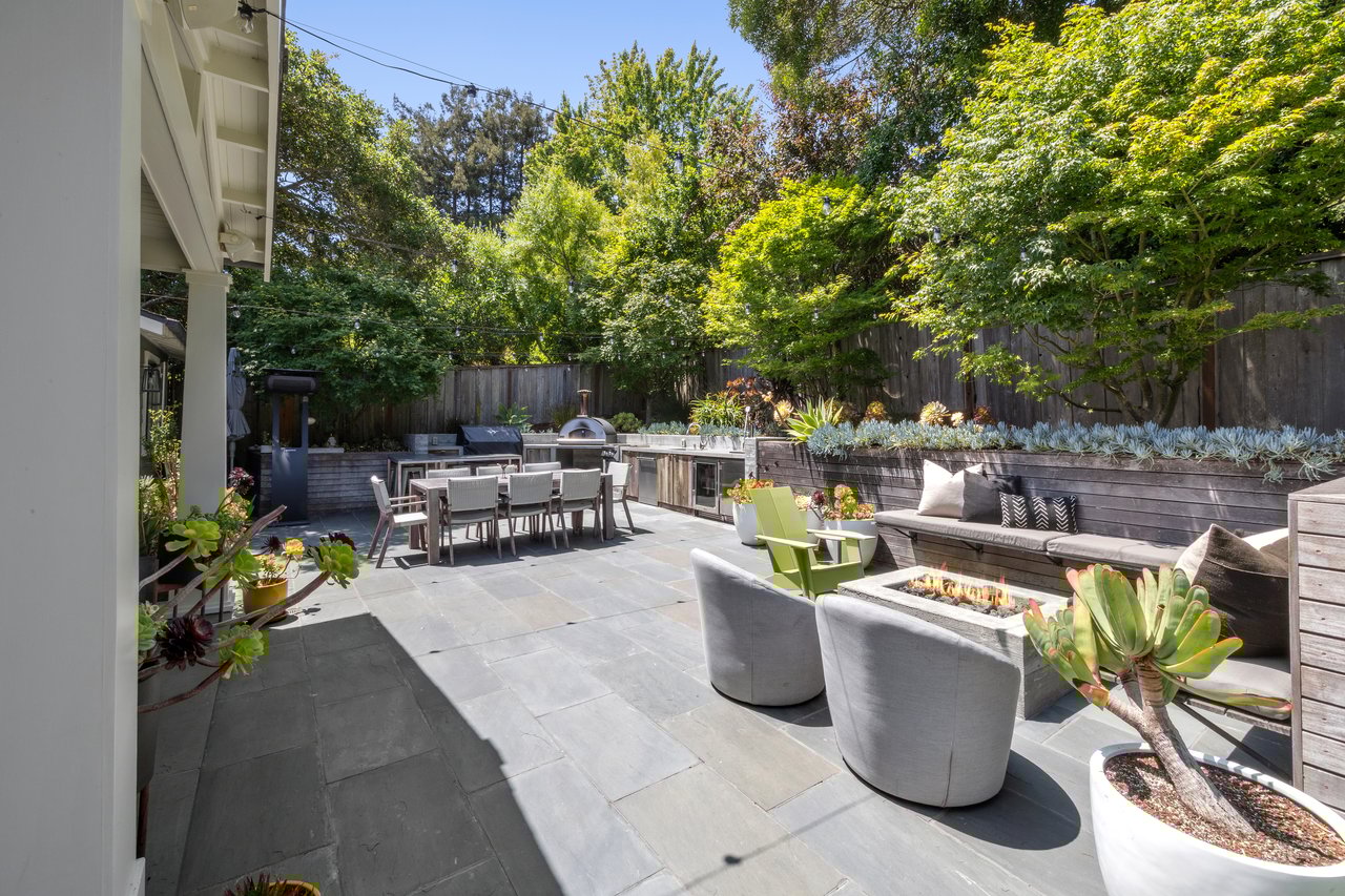 31 Grove Avenue