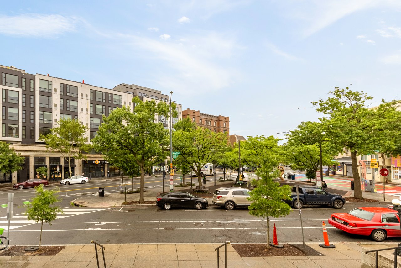 2370 CHAMPLAIN STREET NW 21