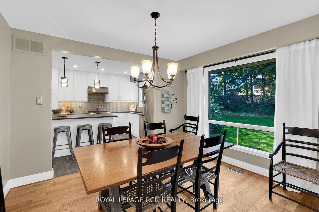 336 Dingle Crt, Caledon