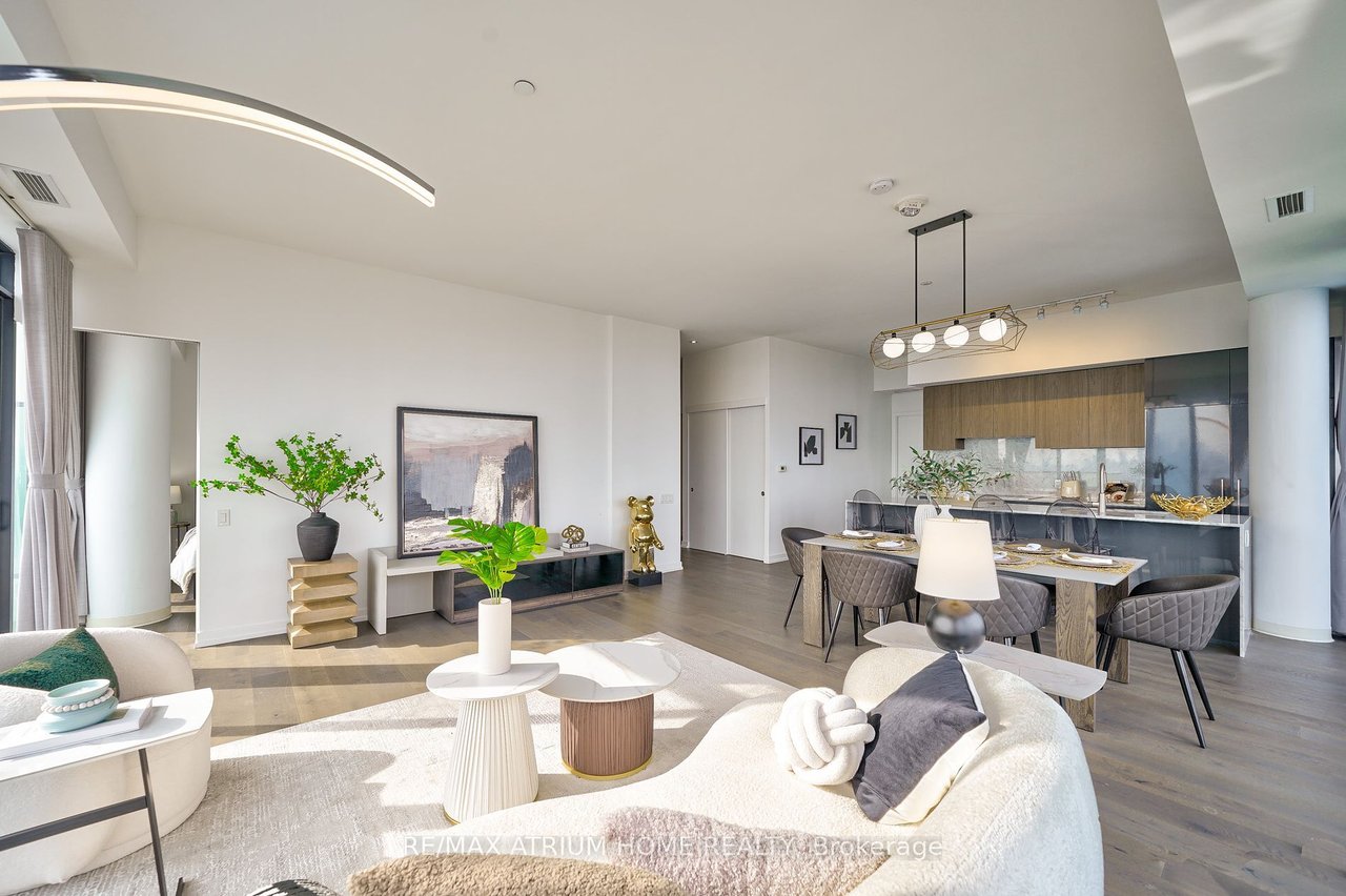 ONE-OF-A-KIND PENTHOUSE 
