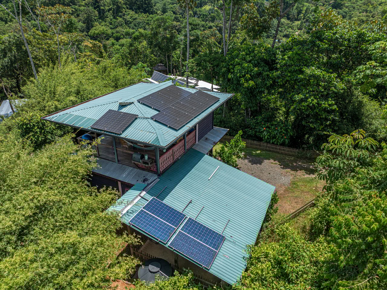 2.56 ACRES – 3 Bedroom Artistic Architectural Masterpiece, Recording Studio, Ocean View, Pool, 1 Bedroom Guest House!!!