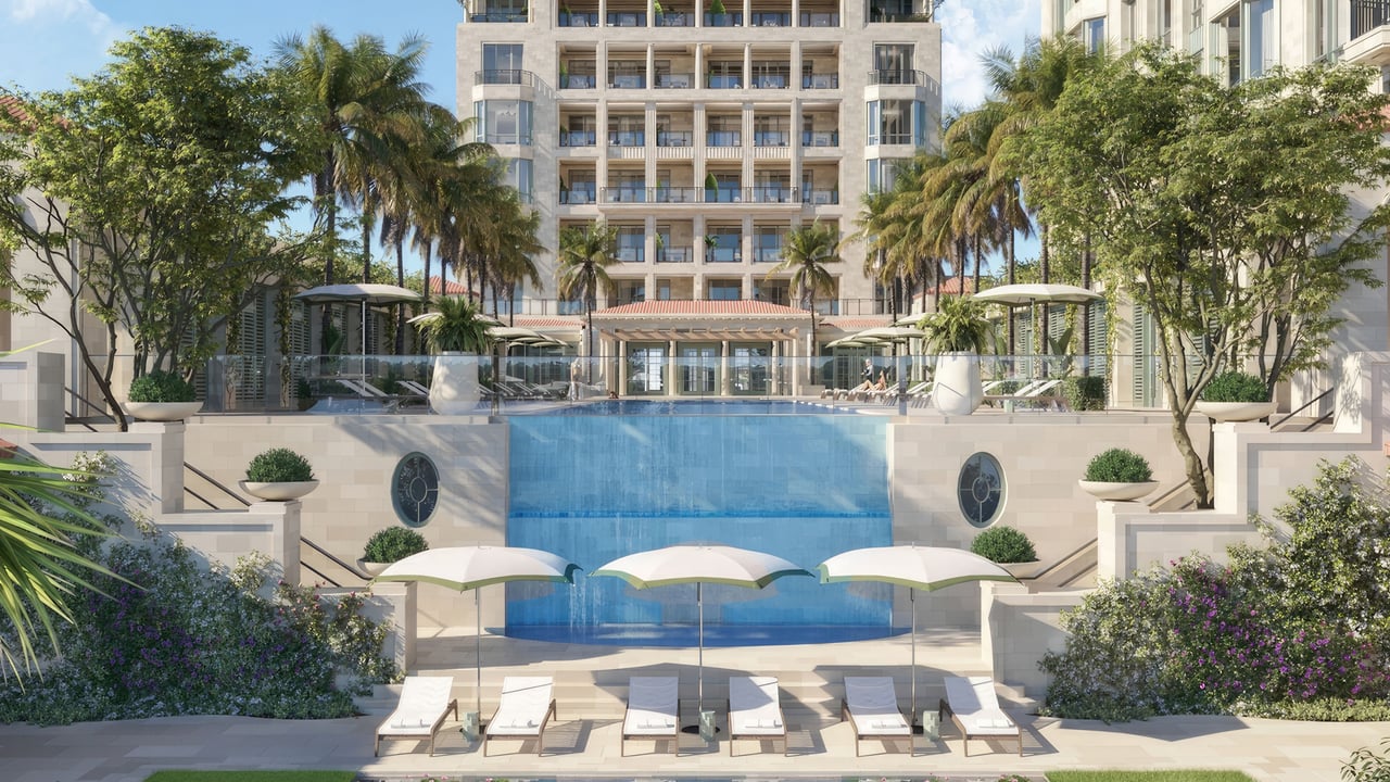 South Flagler House amenities swimming infinity pool 