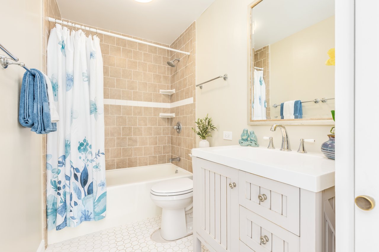 1212 Punahou St Unit 3106