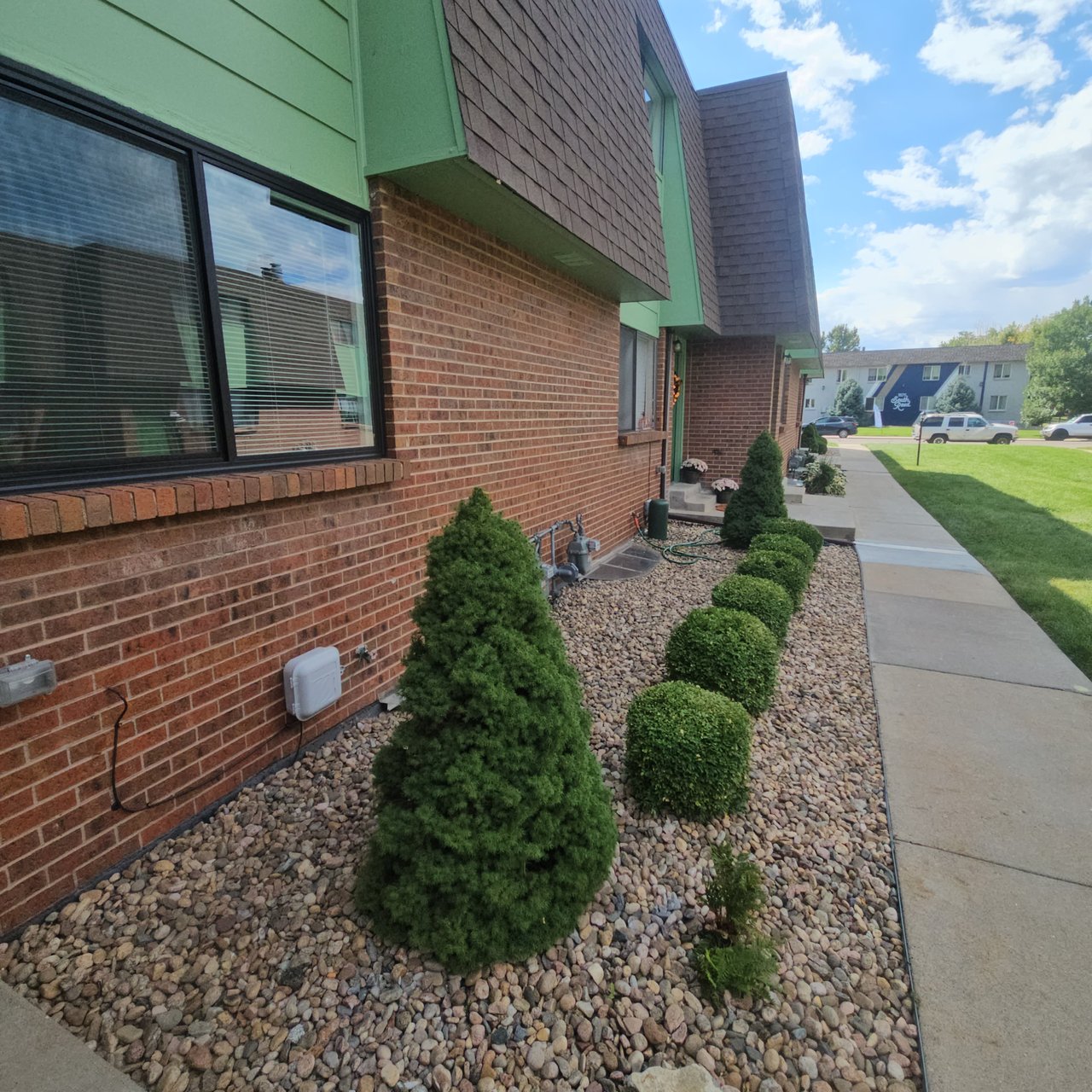 2 Bed 1.5 Bath Townhome Lakewood