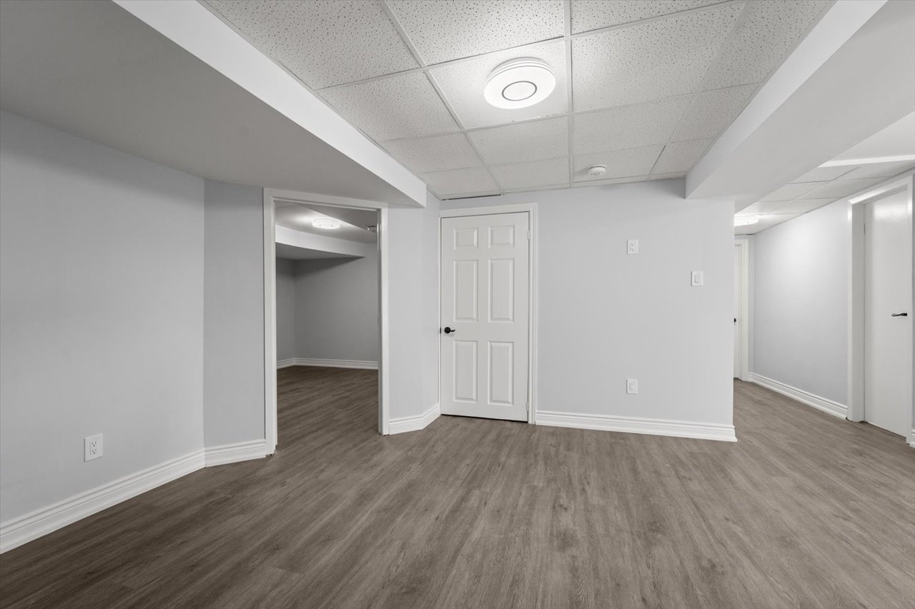 1409 Grist Mill Crt Lower