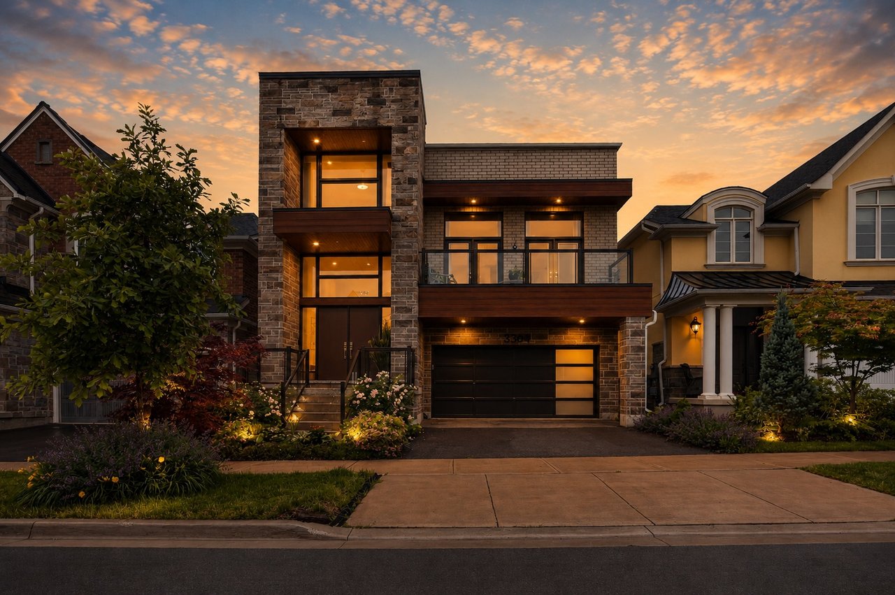 3364 Vernon Powell Drive, Oakville