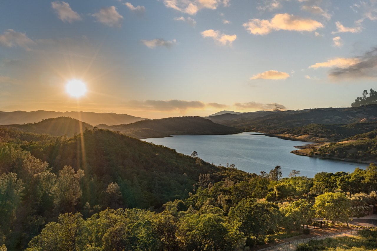 Napa Valley Compound