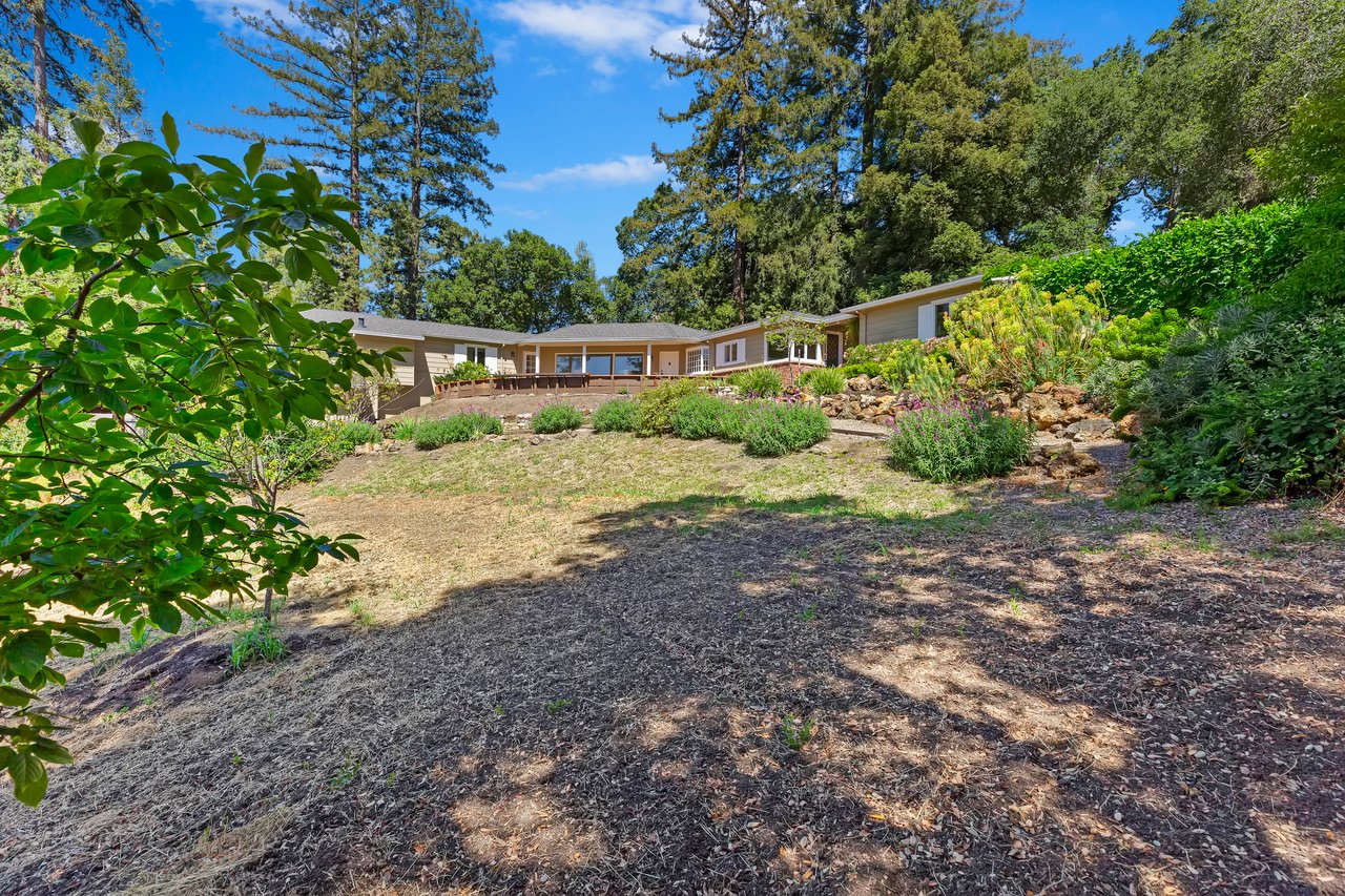 1087 Rahara Drive