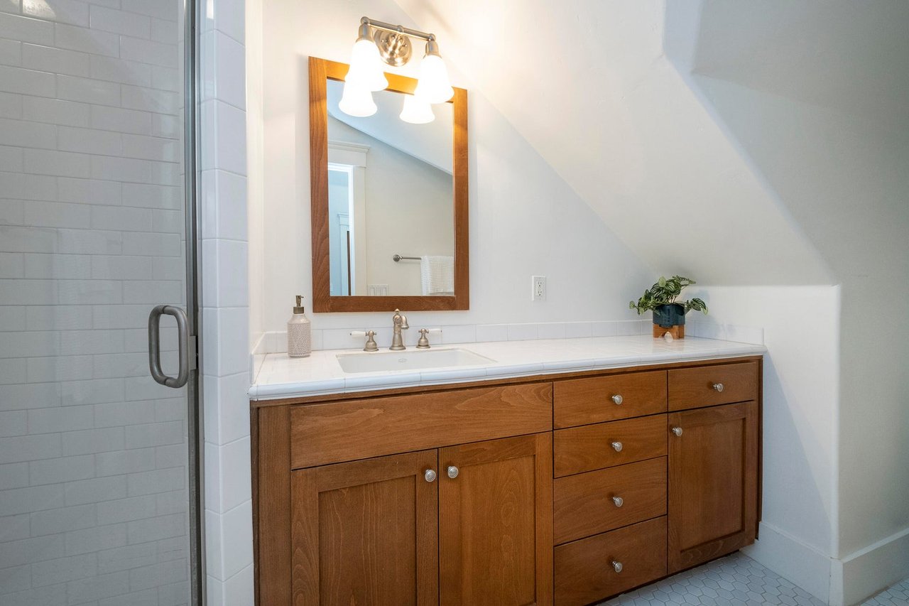 Award Winning Craftsman Design Townhome in Prime Santa Barbara Location 