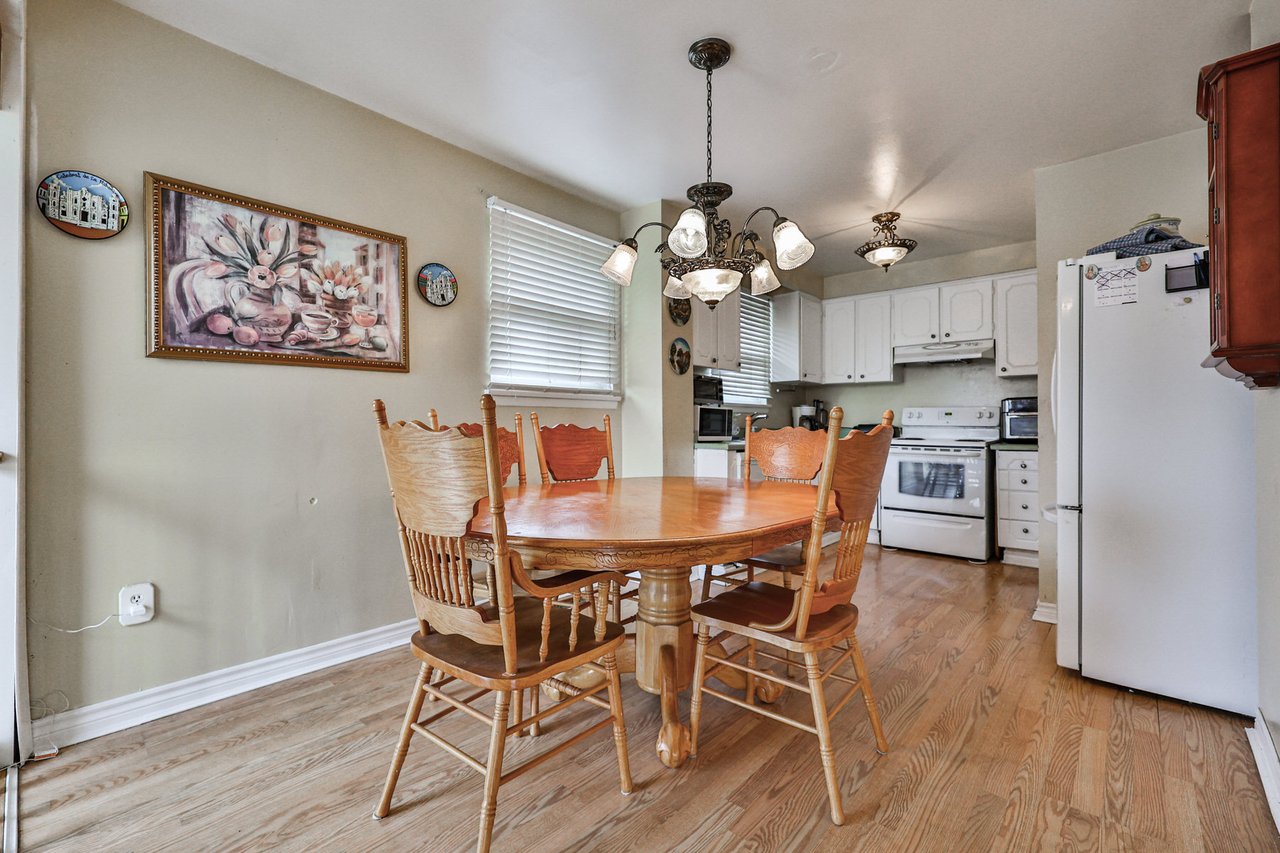 2167 Stir Cres