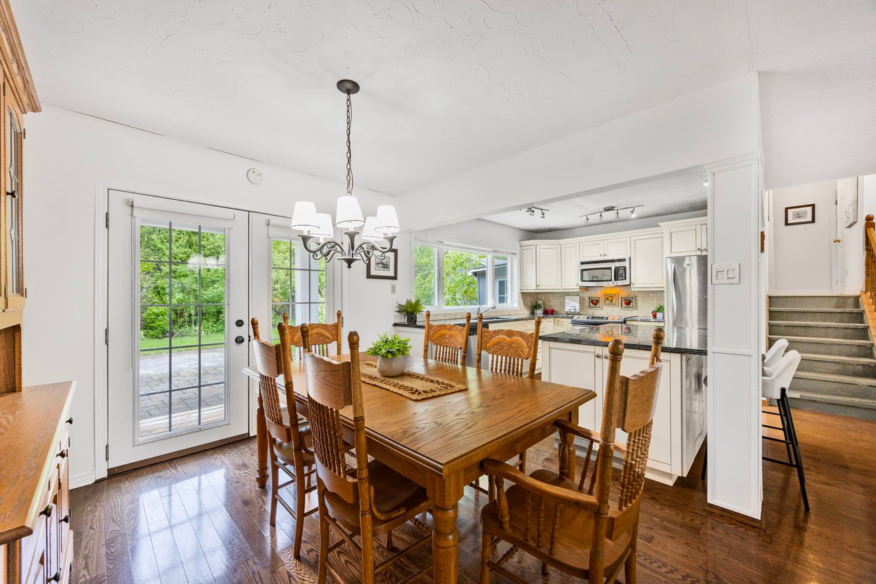 55 Old Church Road, King