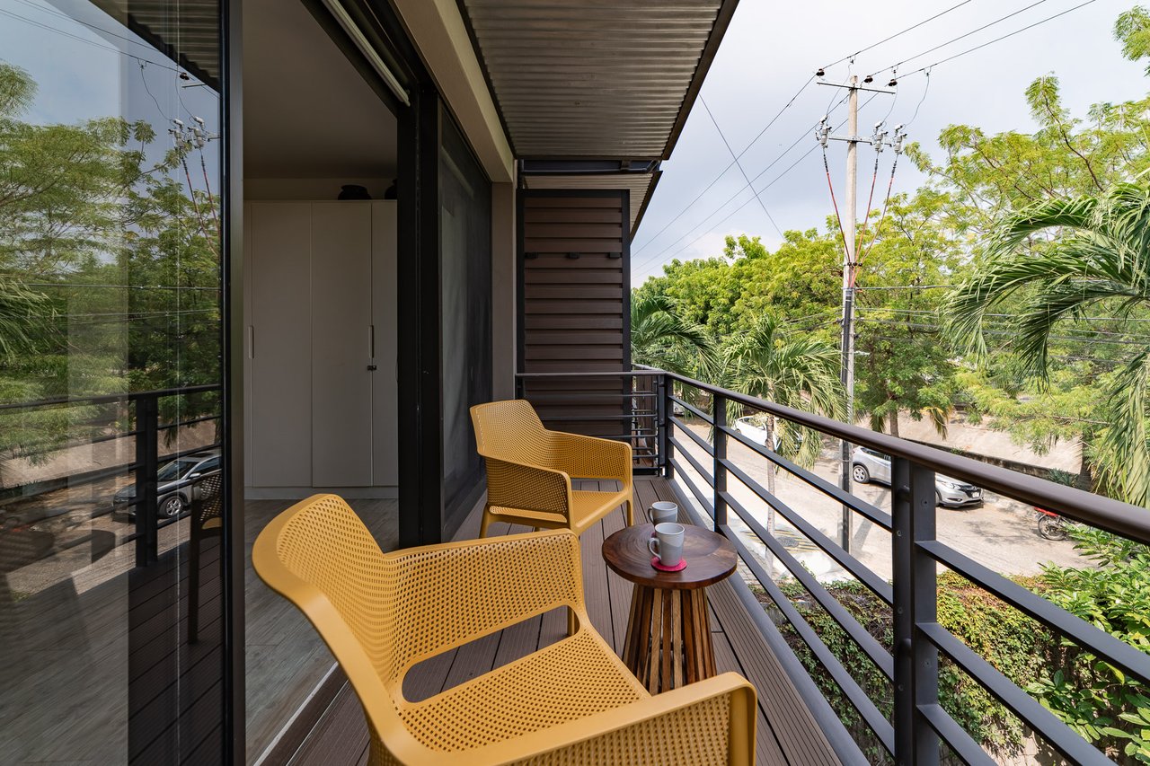 1 Bedroom, Condo, Mixie 203