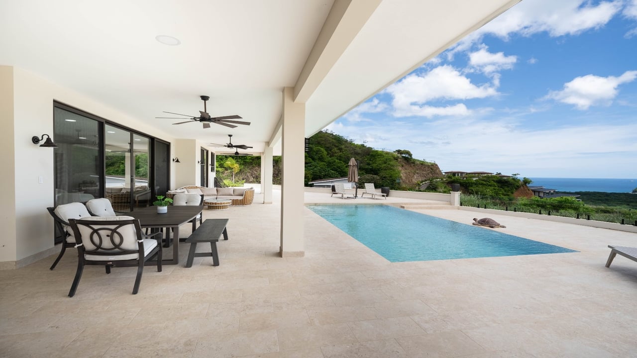 Villa Vista Serena