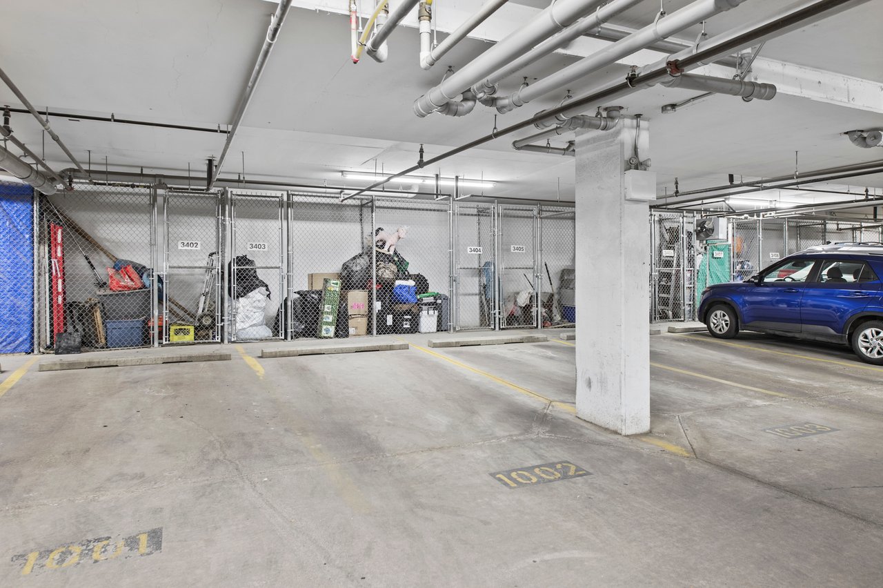 10 Country Village Park NE Unit: 3314