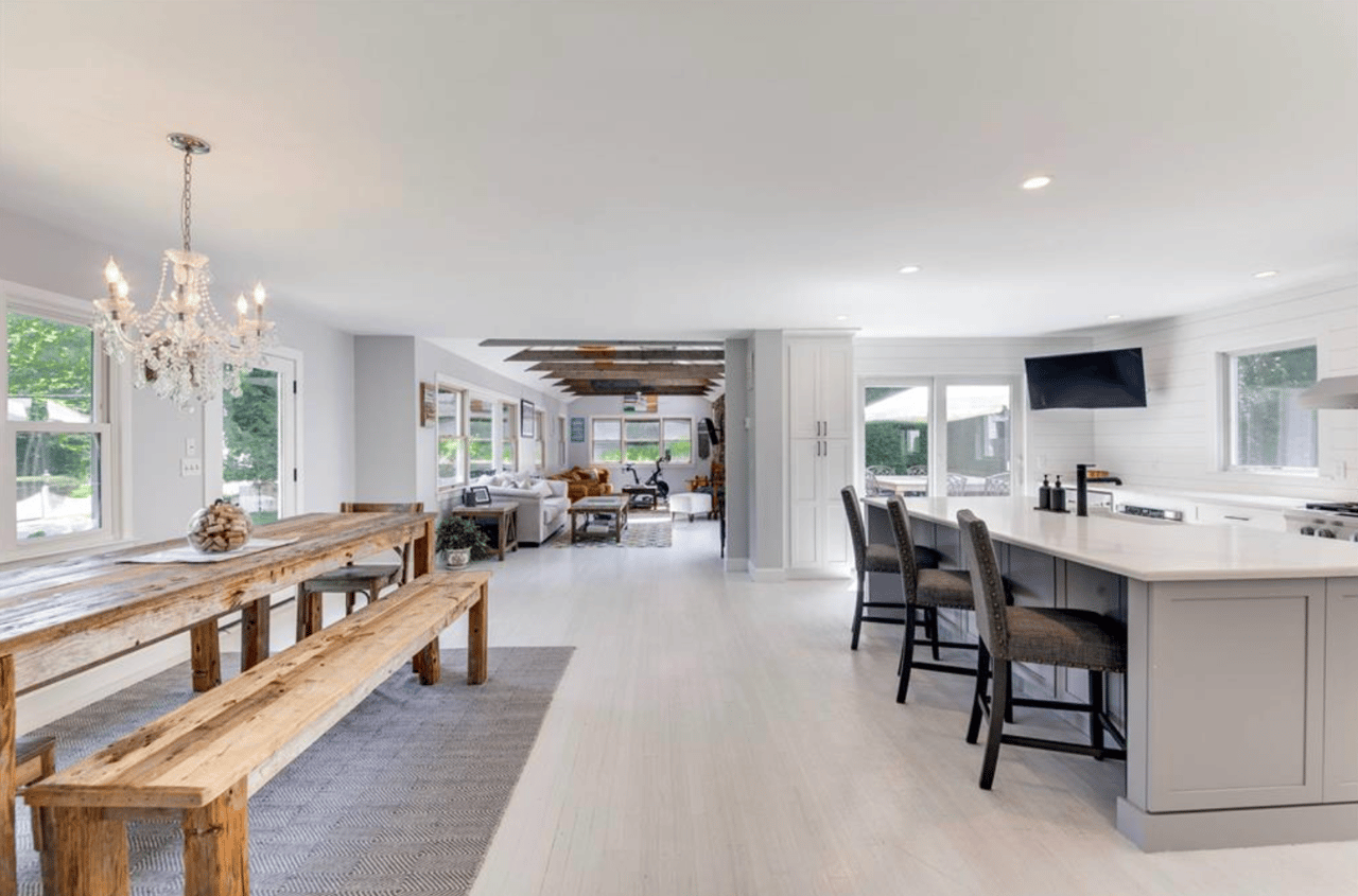 4 Hampton Harbor Road, Hampton Bays