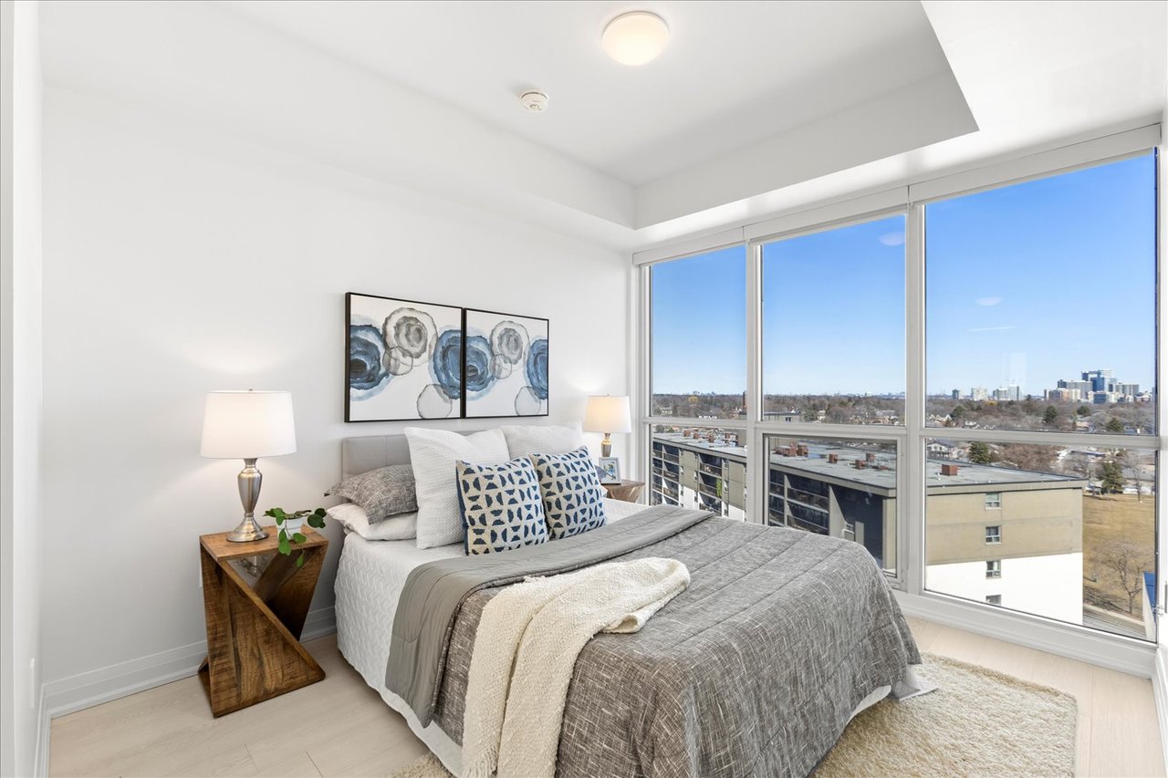 #1009-10 Gibbs Road 