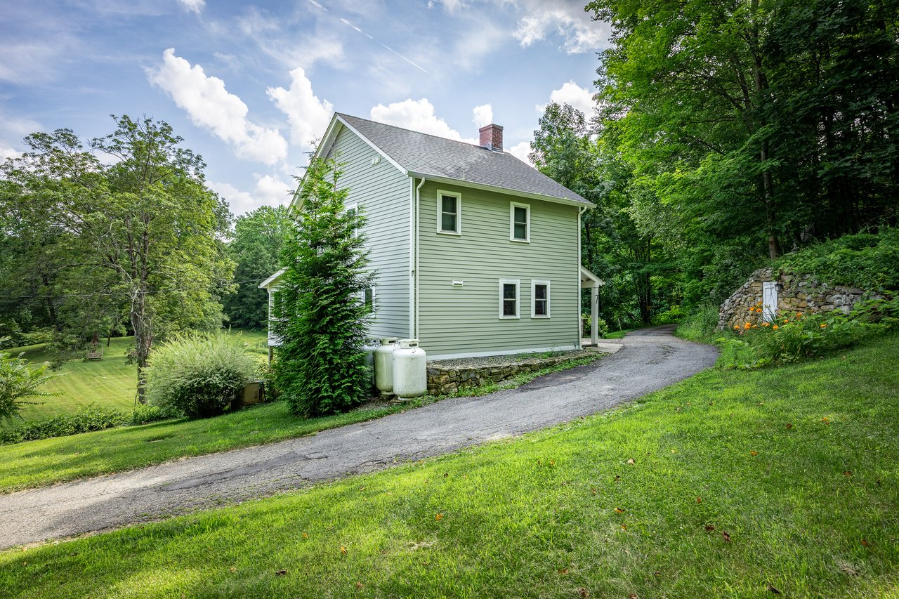 401 Woodmont Road