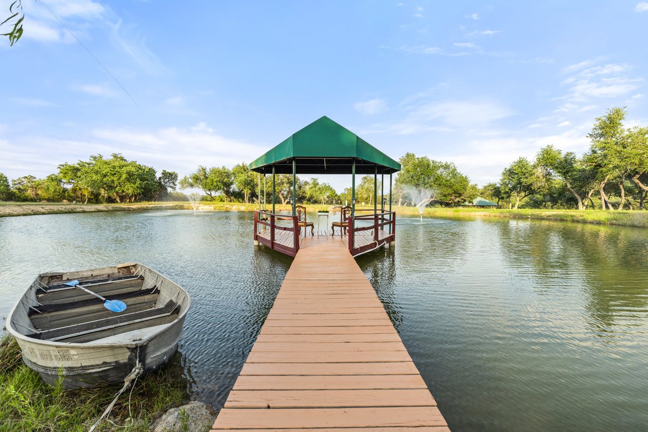 32 Acre Estate