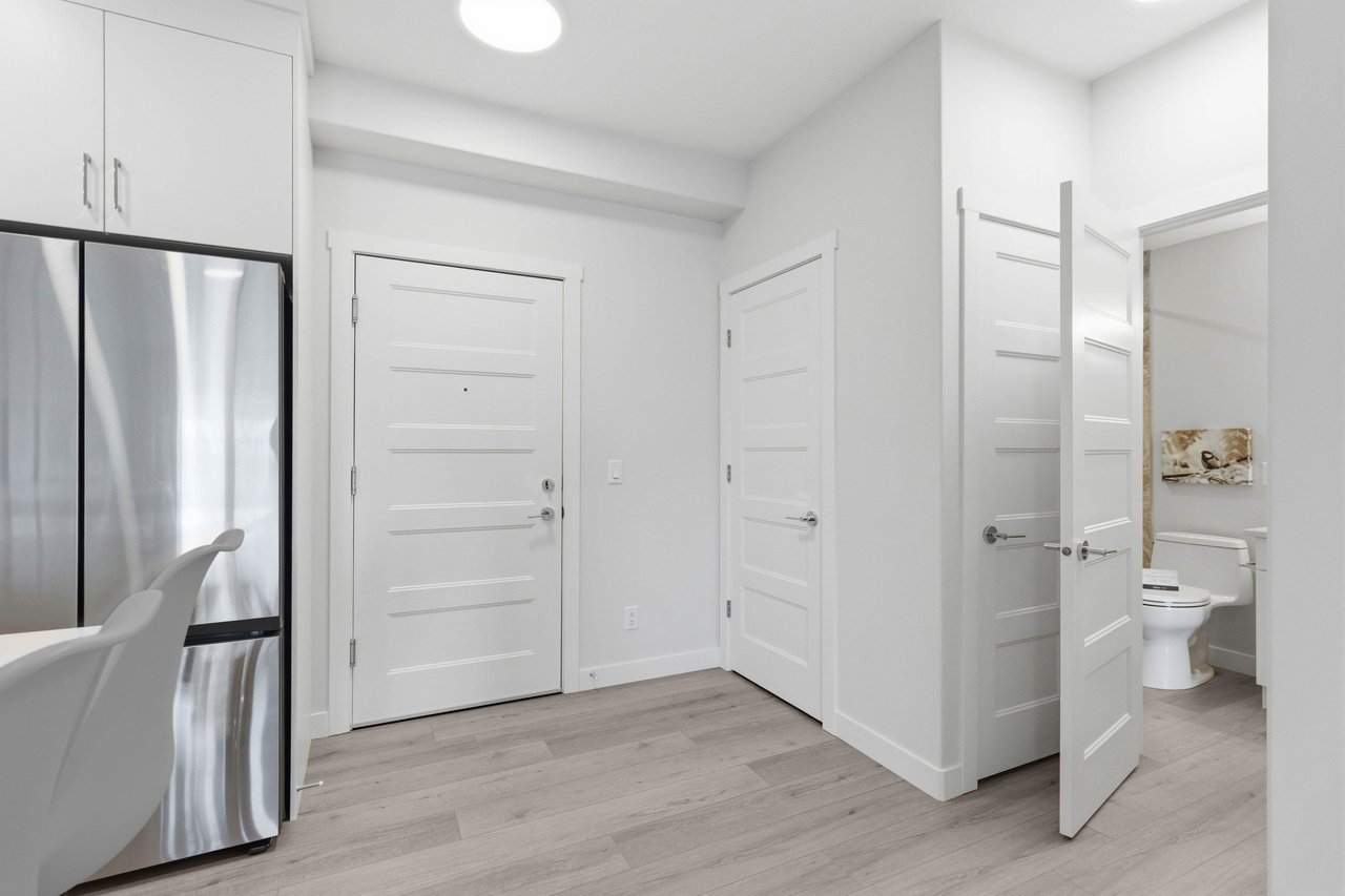 81 Arbour Lake View NW Unit: 1306