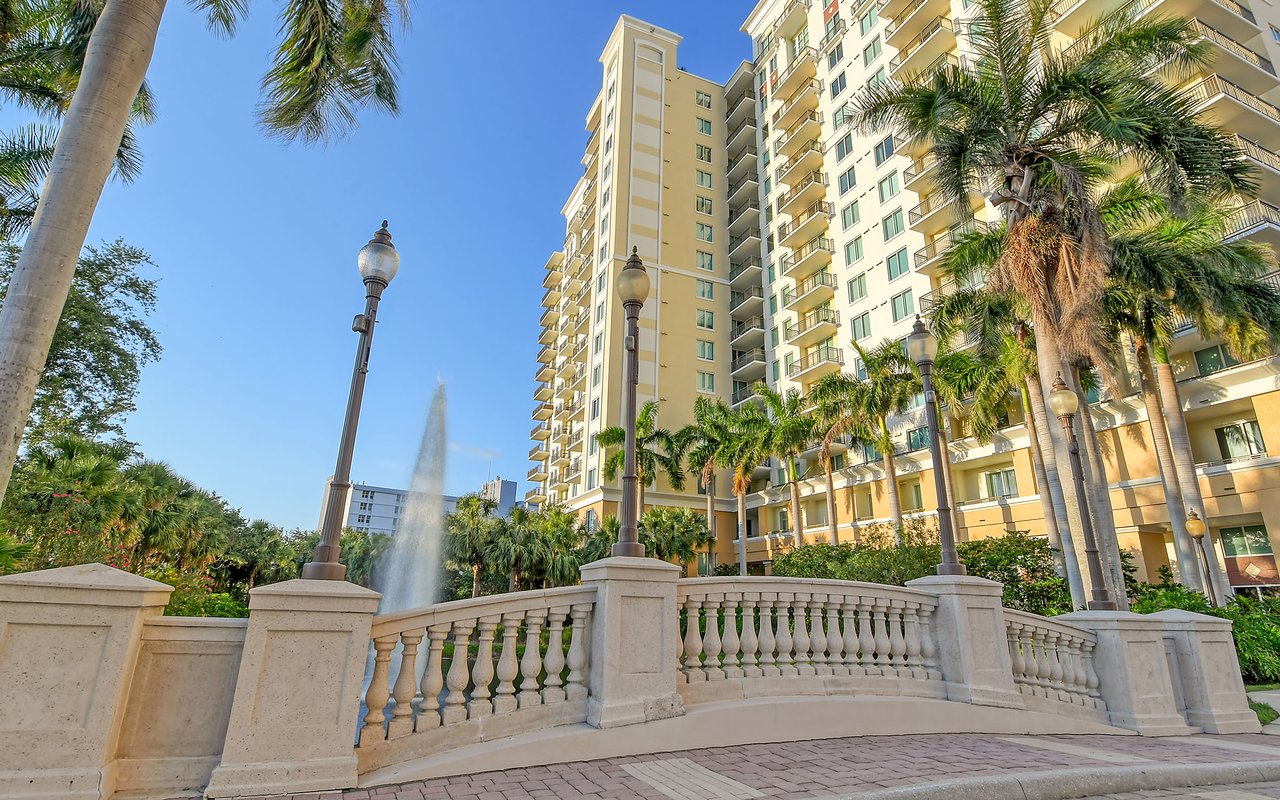 800 N. Tamiami Trail #312