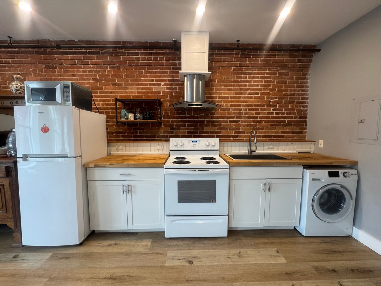 423 Main St #3B Rockland 