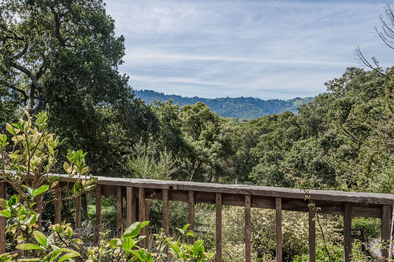 Stunning Mountain and Bay Views