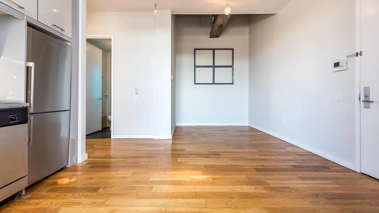 100 Dupont St 4A