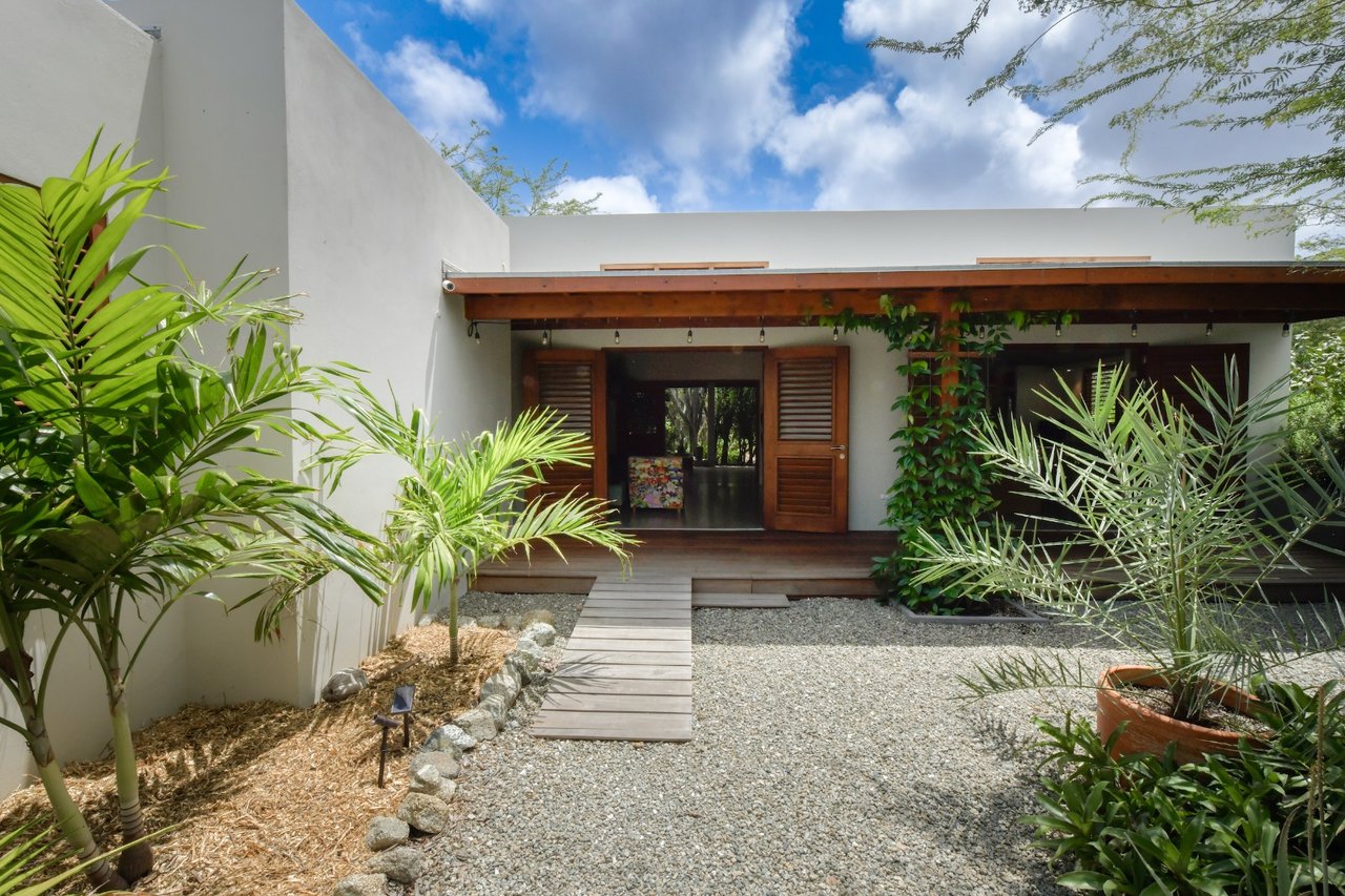 Nature-Infused Retreat at Picaron as Investment