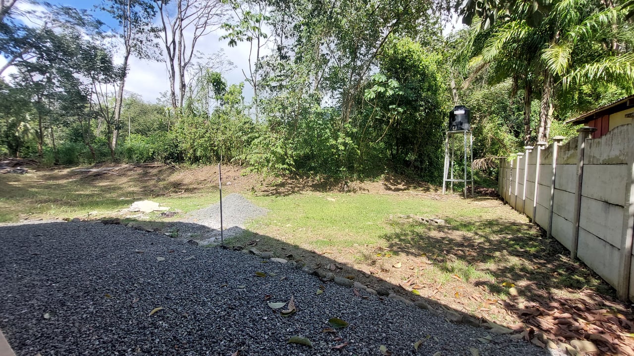 Affordable Home in Hatillo – Just 5 Minutes from Playa Dominical & Playa Linda